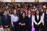Entrega de becas para familias de Tlaxcala