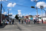 Pactan agua tras bloqueo