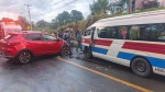 Foto: Cortesía Combi de peregrinos involucrada en accidente carretero