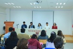 Autoridades y estudiantes durante el aniversario de Lengua y Literatura en la UATx.