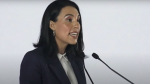 Josefina Rodríguez Zamora durante una declaración pública