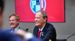 Vicente Fox durante una entrevista sobre su propuesta política.
