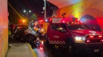 Foto: Cortesía Tráiler cae del Periférico y aplasta un taxi en Puebla